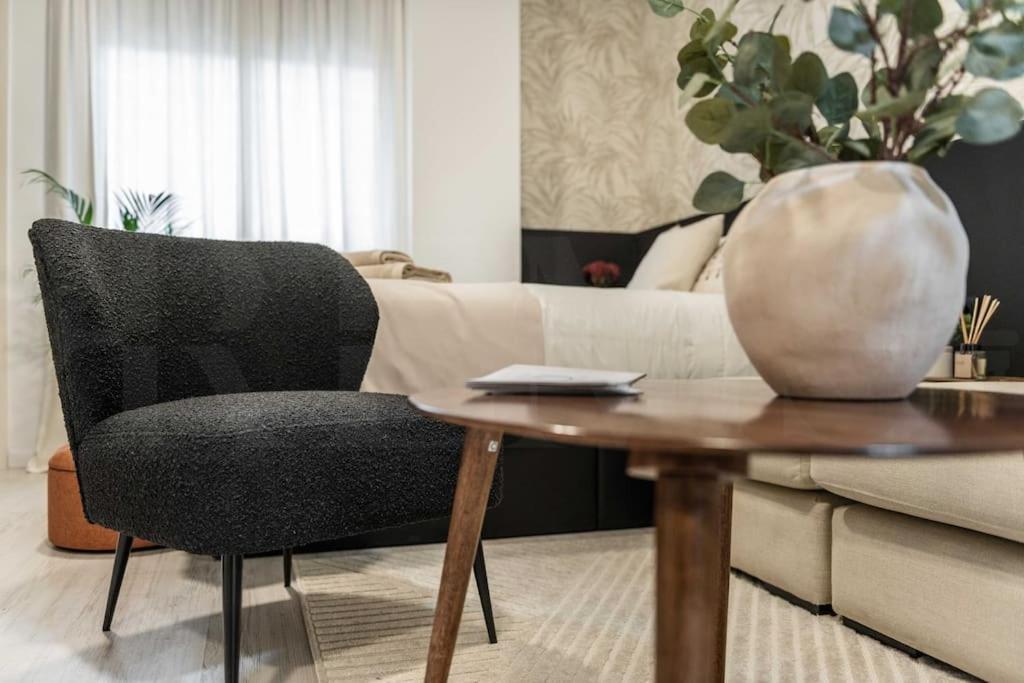 Appartement Chic Intimate In The Heart Of By Rems